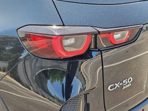Used 2025 MAZDA CX-50 AWD 2.5 S w/ Preferred Package image 8