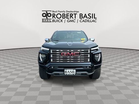 Used 2026 GMC Canyon Denali AWD/4WD image 3