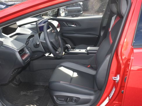 New 2026 Toyota Prius Plug-In Hybrid image 3