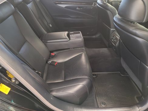 Used 2013 Lexus LS 460 L image 11