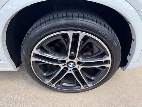 Used 2018 BMW X4 xDrive28i AWD/4WD image 15