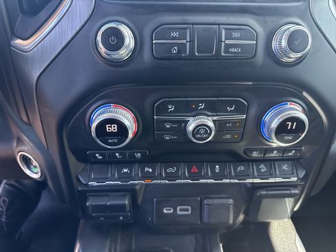 Used 2022 GMC Sierra 1500 Denali w/ Denali Reserve Package image 29