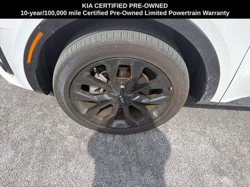 Certified 2023 Kia Sorento SX image 4