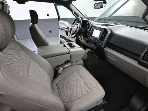 Used 2019 Ford F150 XLT w/ Equipment Group 302A Luxury AWD/4WD image 44