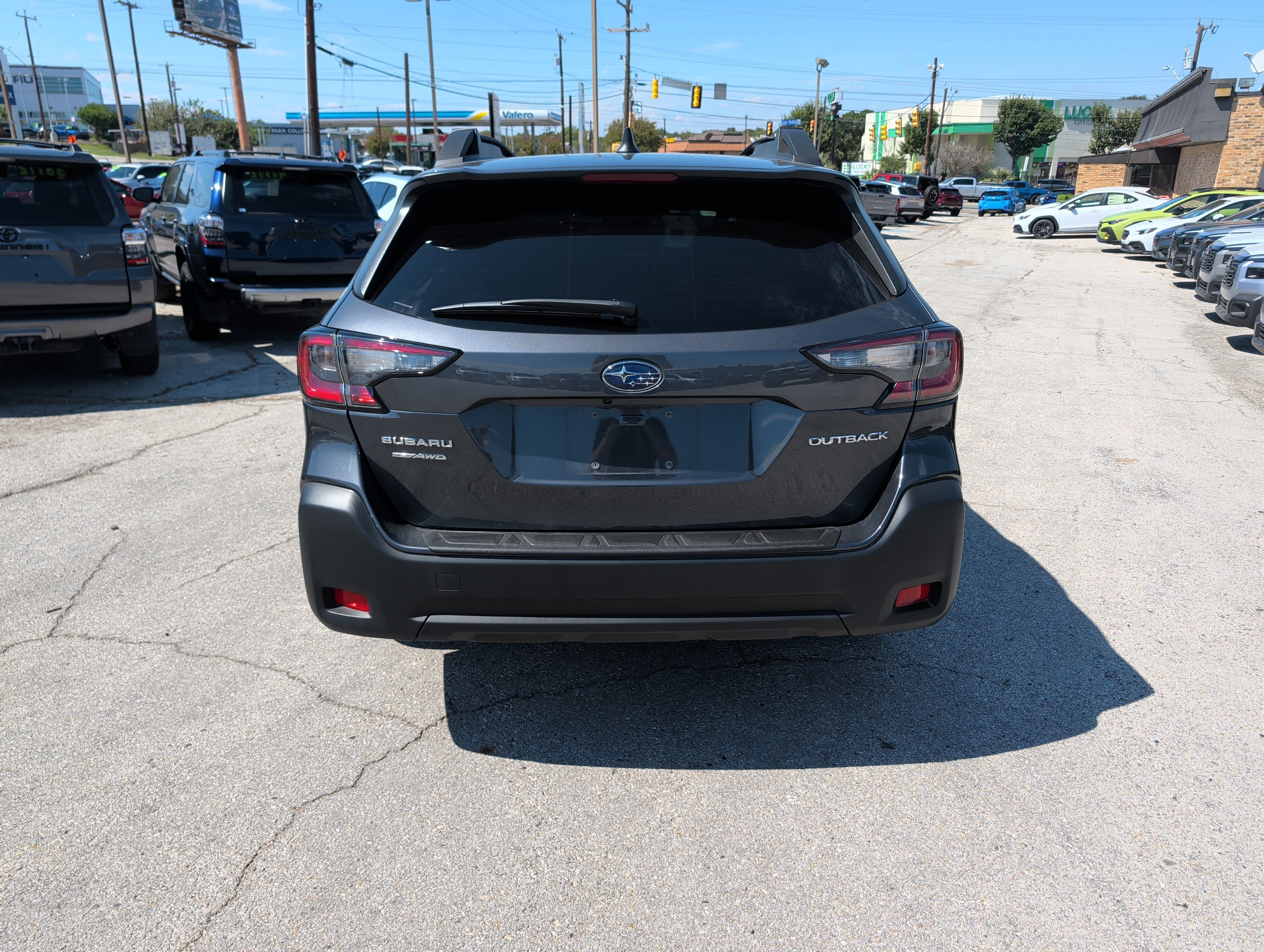 Used 2024 Subaru Outback Premium w/ Popular Package #1A AWD/4WD image 6