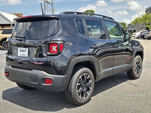 Used 2023 Jeep Renegade Trailhawk AWD/4WD image 23