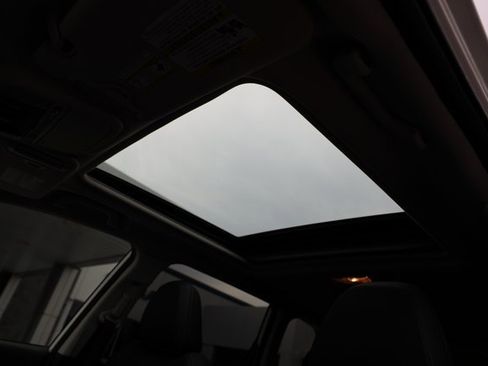Used 2020 Subaru Forester Limited image 56