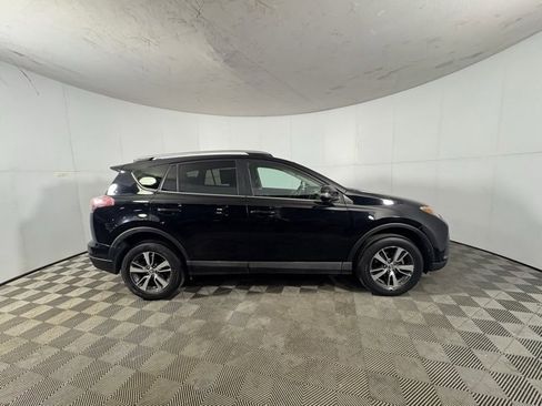 Used 2016 Toyota RAV4 XLE image 5