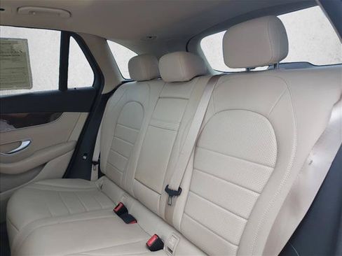 Used 2017 Mercedes-Benz GLC 300 image 21