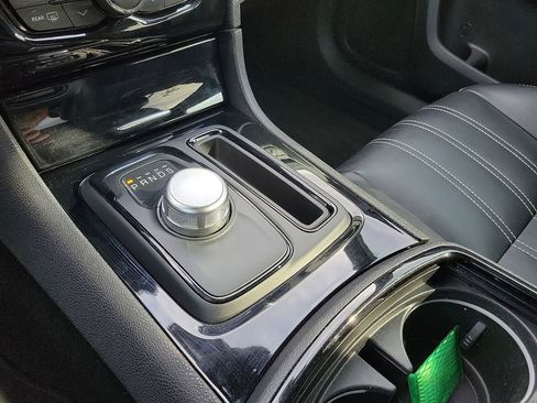 Used 2023 Chrysler 300 S image 17