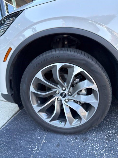 Used 2025 Lincoln Aviator Reserve w/ Illumination Package AWD/4WD image 8