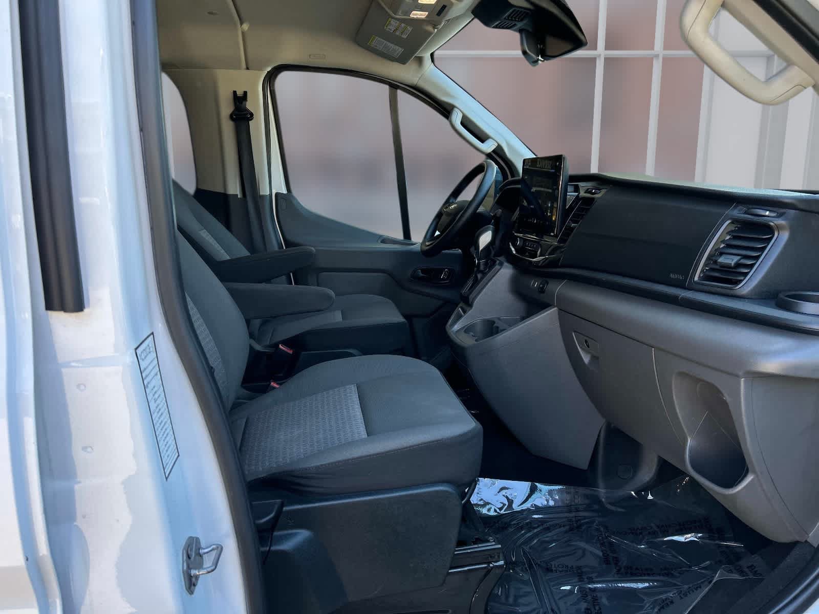 Used 2023 Ford Transit 350 XLT RWD image 19