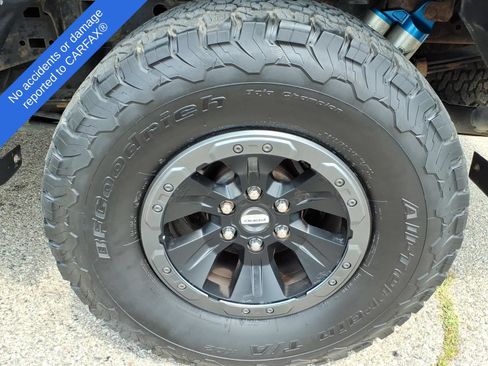 Used 2017 Ford F150 Raptor w/ Equipment Group 802A Luxury AWD/4WD image 9