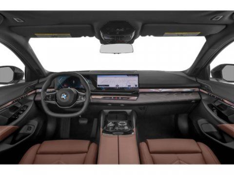 Used 2027 BMW 530i xDrive w/ Premium Package AWD/4WD image 10