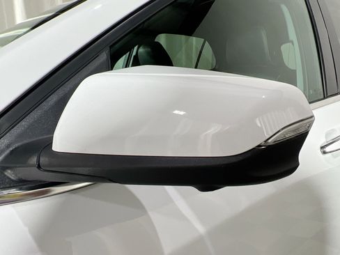 Used 2022 Chevrolet Equinox Premier image 14