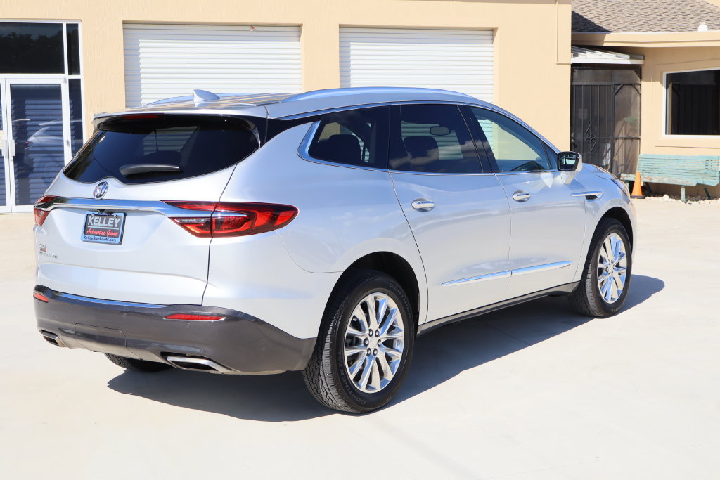 Certified 2021 Buick Enclave Premium w/ Sun and Sites Package FWD image 9