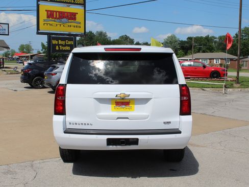Used 2019 Chevrolet Suburban LT AWD/4WD image 6