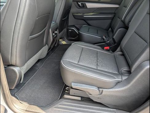 New 2026 Buick Enclave Preferred image 12