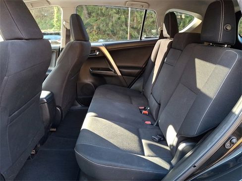 Used 2016 Toyota RAV4 XLE image 12