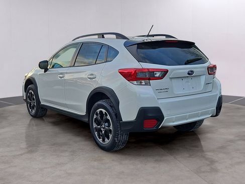 Used 2022 Subaru Crosstrek 2.0i image 6
