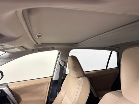 Used 2013 Toyota RAV4 XLE image 16