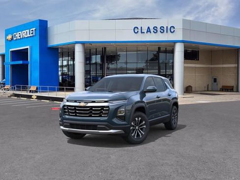 New 2027 Chevrolet Equinox LT w/ LPO, Floor Liner Package FWD image 8