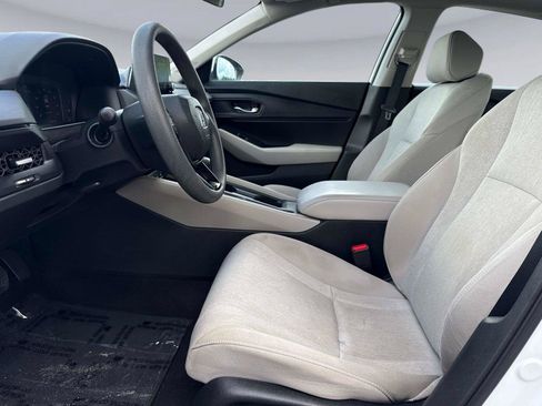 Used 2024 Honda Accord EX image 19