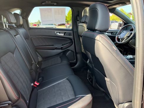 Used 2024 Ford Edge ST-Line w/ Cargo Accessory Package AWD/4WD image 33