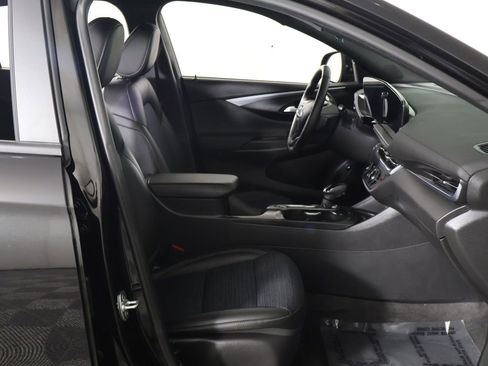 Used 2025 Buick Envista Preferred w/ Convenience I Package FWD image 22