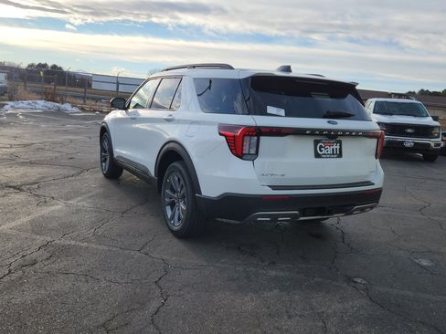 New 2026 Ford Explorer Active image 8