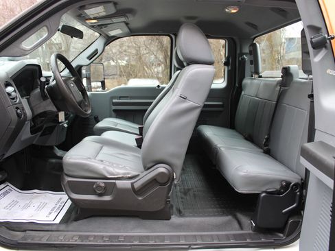 Used 2015 Ford F350 XL image 14