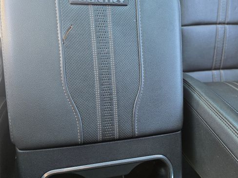 Used 2024 Chevrolet Silverado 3500 High Country w/ High Country Premium Package AWD/4WD image 15