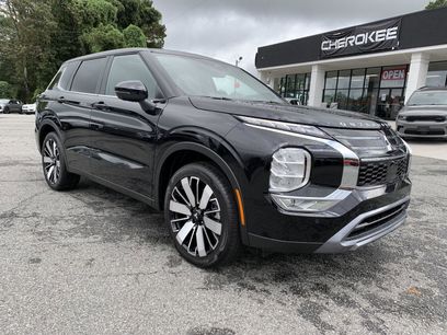 New 2025 Mitsubishi Outlander SE