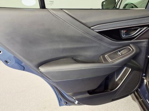 Used 2025 Subaru Outback Limited image 11