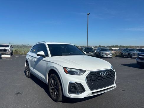 Used 2024 Audi Q5 2.0T Premium Plus w/ Premium Plus Package AWD/4WD image 1