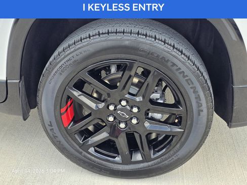 Used 2023 Chevrolet Traverse Premier w/ Redline Edition FWD image 11