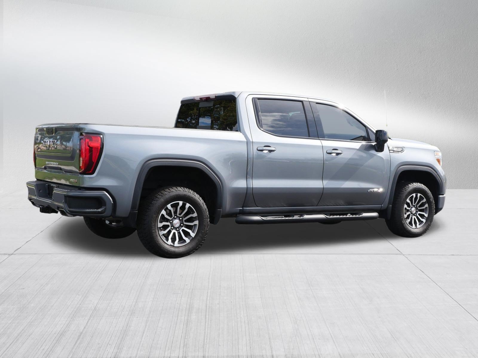 Used 2021 GMC Sierra 1500 AT4 w/ AT4 Value Package AWD/4WD image 5