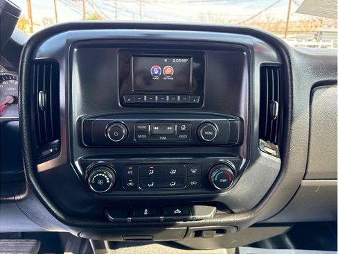 Used 2015 GMC Sierra 2500 2WD Crew Cab image 9