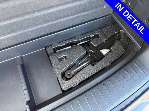 Used 2025 Kia Sorento S FWD image 18