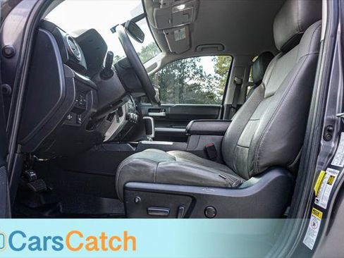 Used 2016 Toyota Tundra SR5 w/ SR5 Upgrade Package image 19