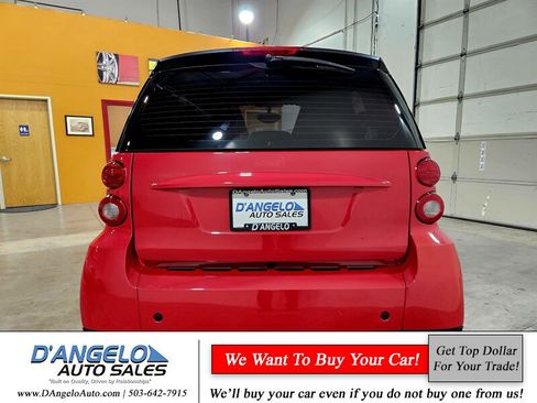 Used 2013 smart fortwo pure image 7