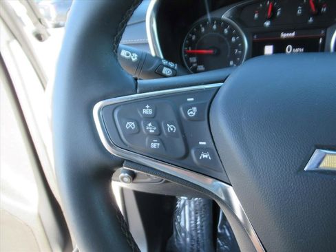 Certified 2024 Chevrolet Equinox Premier image 16