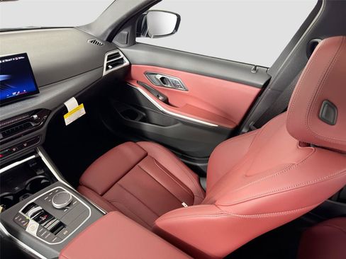 New 2026 BMW 330i Sedan w/ M Sport Package RWD image 48