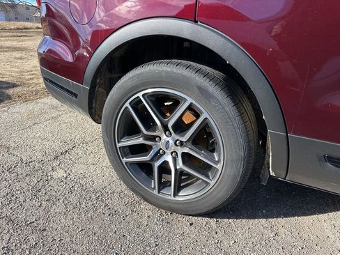 Used 2019 Ford Explorer Sport w/ Equipment Group 401A image 10