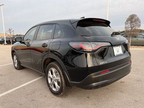 Certified 2025 Honda HR-V LX image 6