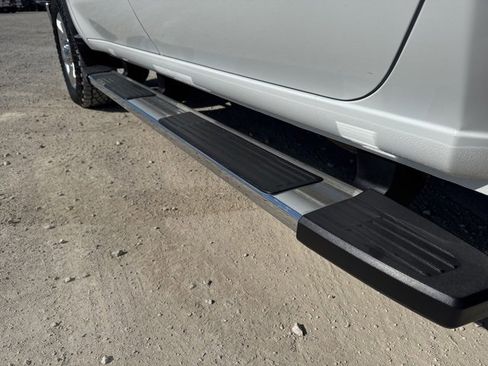 Used 2022 Chevrolet Silverado 2500 LTZ image 12