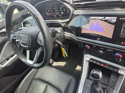 Used 2025 Audi Q3 2.0T Premium AWD/4WD image 32