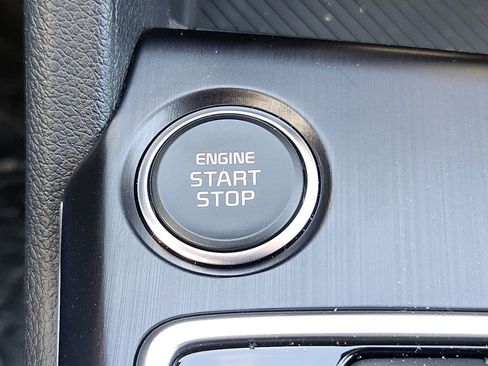 New 2026 Kia Sportage LX image 15