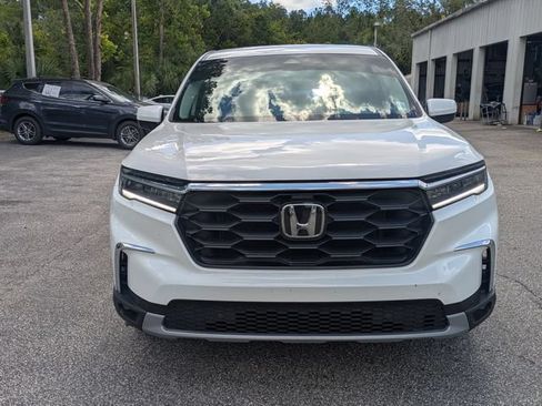 Used 2025 Honda Pilot EX-L image 9