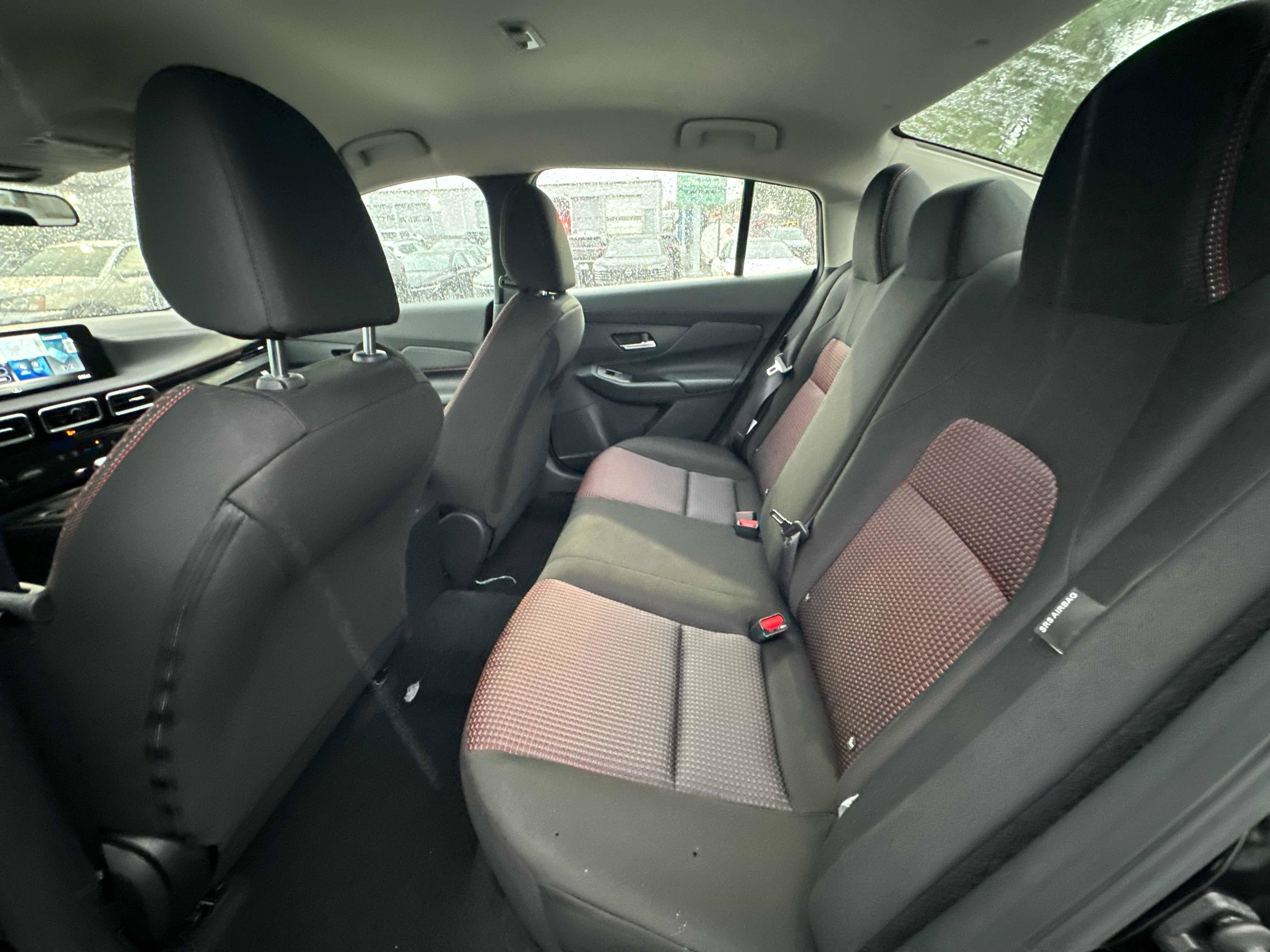 New 2027 Nissan Sentra SR w/ Floor Mat Package FWD image 24